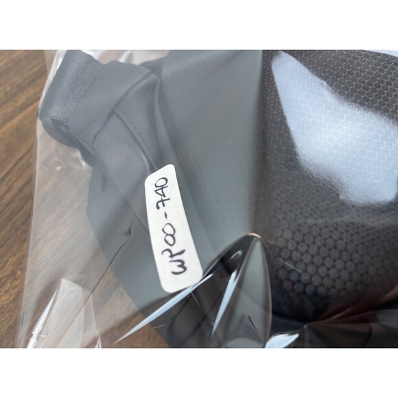 Fenruien Anti-Theft Sling Bag With USB Charging Port For Men Black Size M - New - Picture 15 of 15